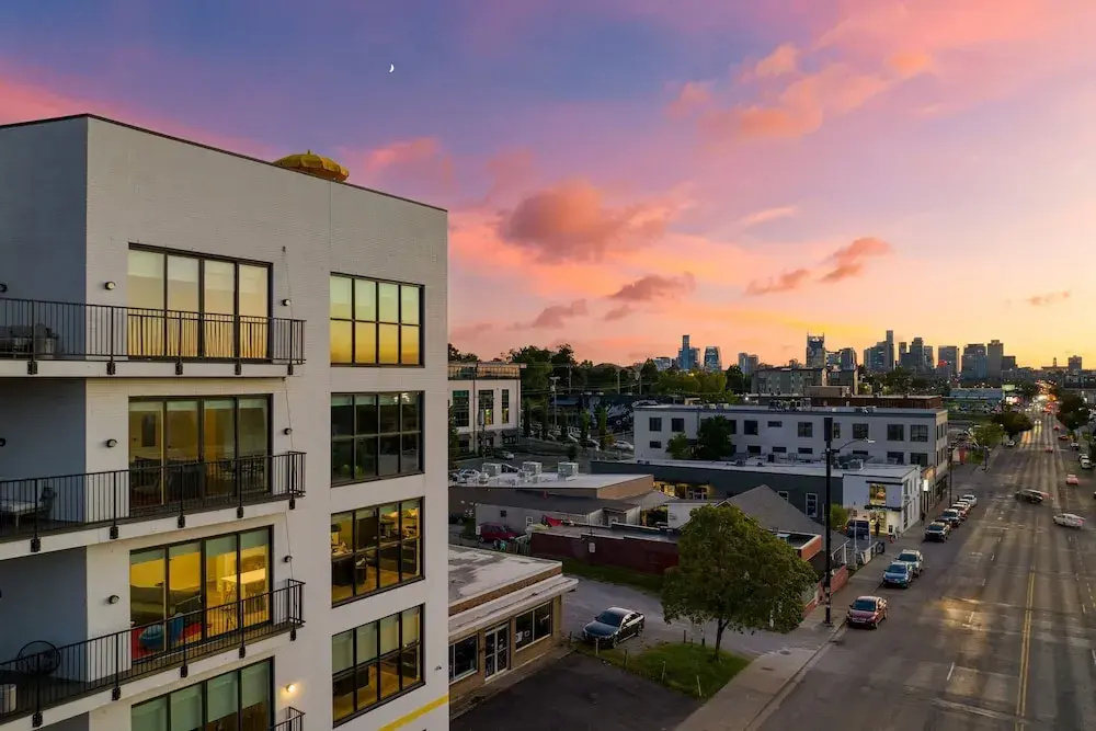 The Carter 503 by Avantstay Mins to Downtown