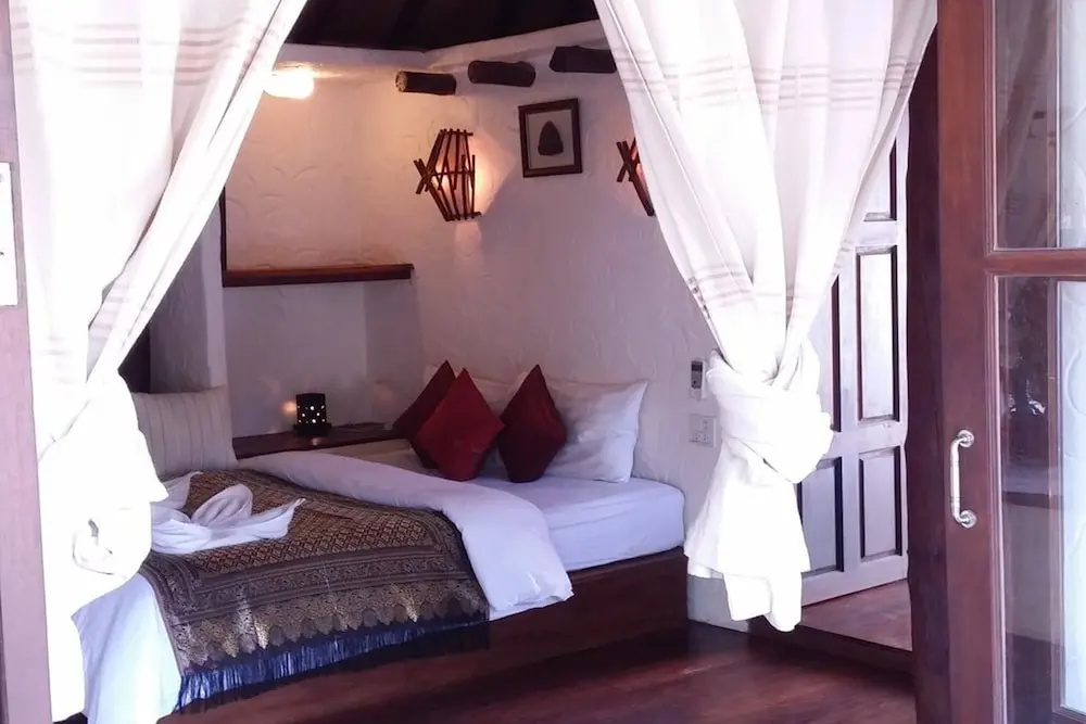 Superior Triple Bungalow with balcony and with sea view