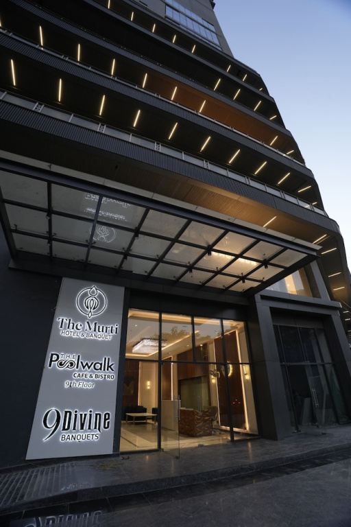 The Murti Hotel and Banquet