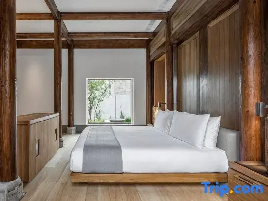 4 Bedrooms Standard room