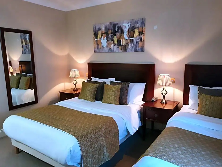 The Uppercross House Hotel - Chambres