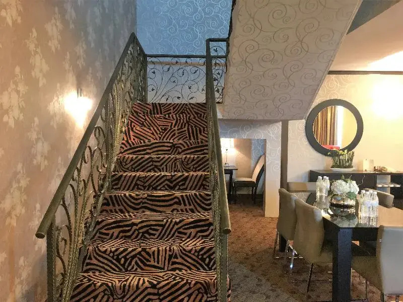 Kinta Riverfront Hotel & Suites