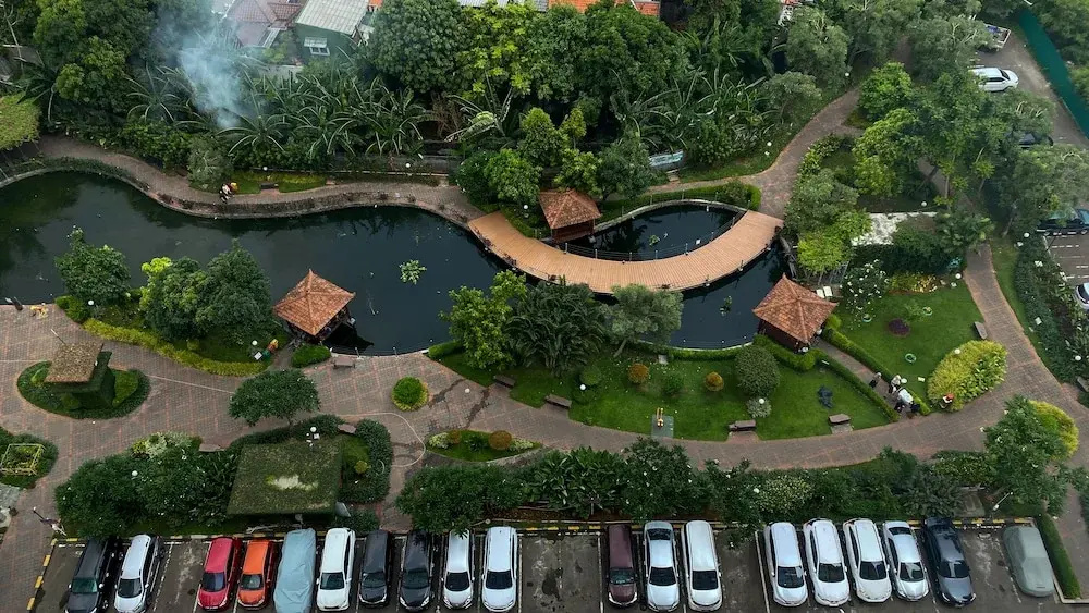 Good Deal And Relaxing 2Br Green Pramuka City Apartment
