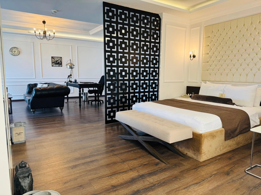 North Point Hotel — 5