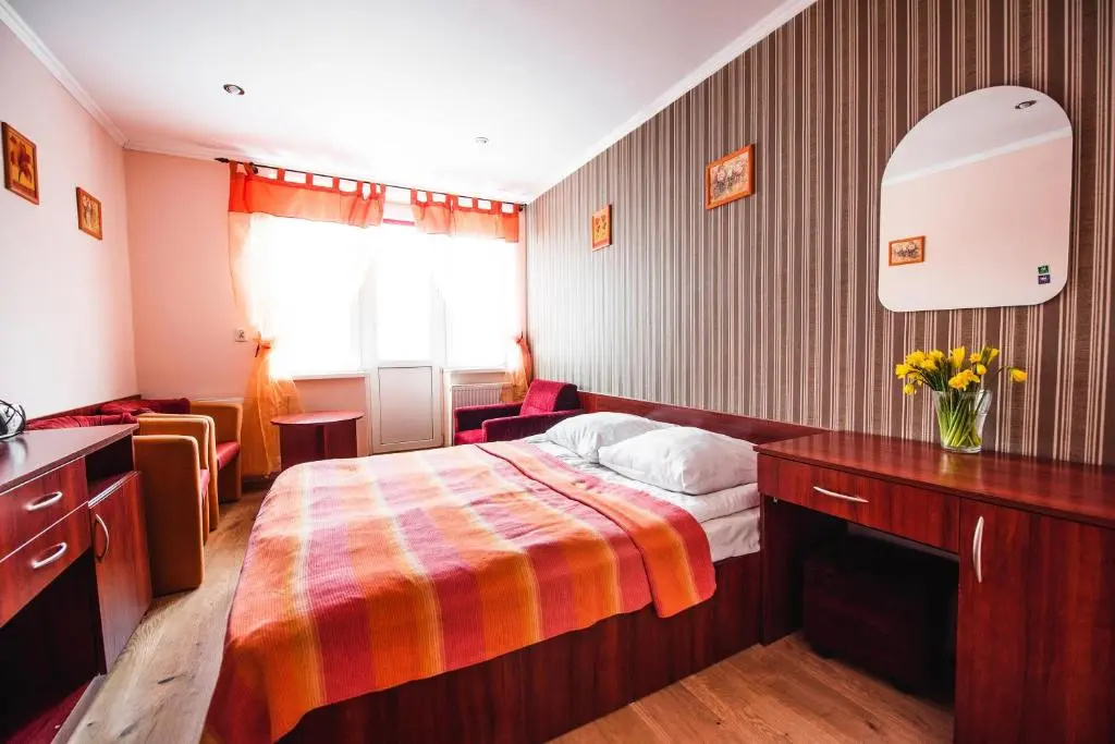 Deluxe Double room with balcony (full double bed)