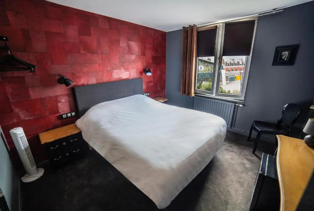 Comfort room