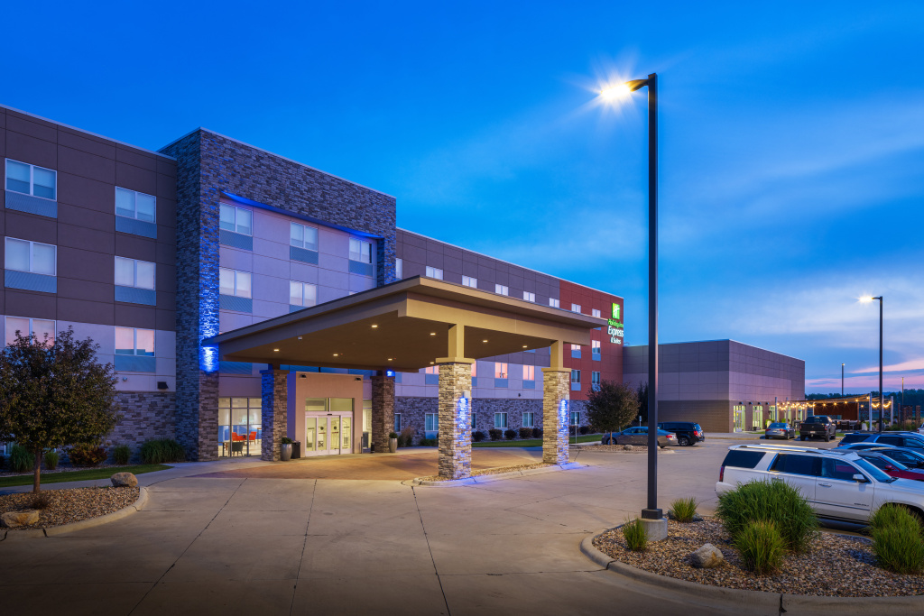Holiday Inn Express & Suites Sioux City North-Event Center by IHG