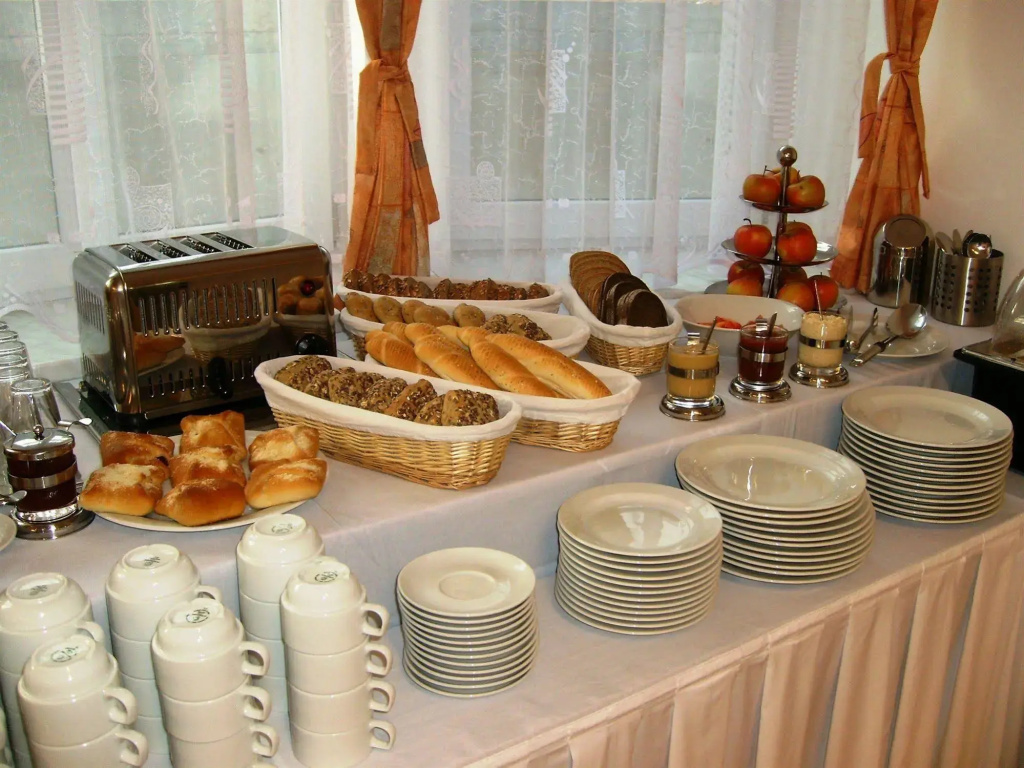 Hotel photo 12