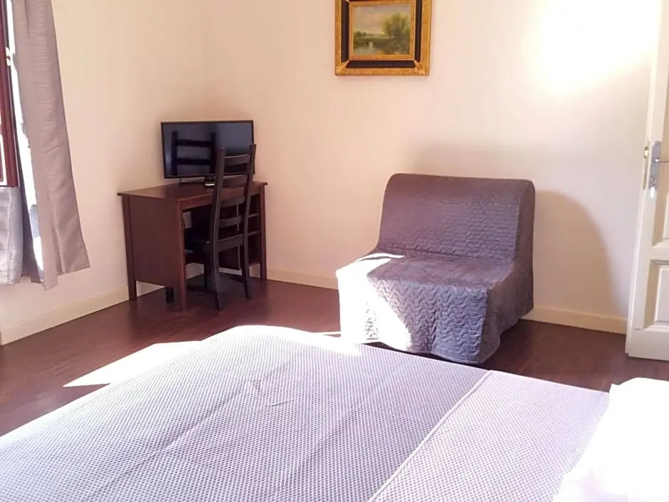 Standard Double room (twin beds)