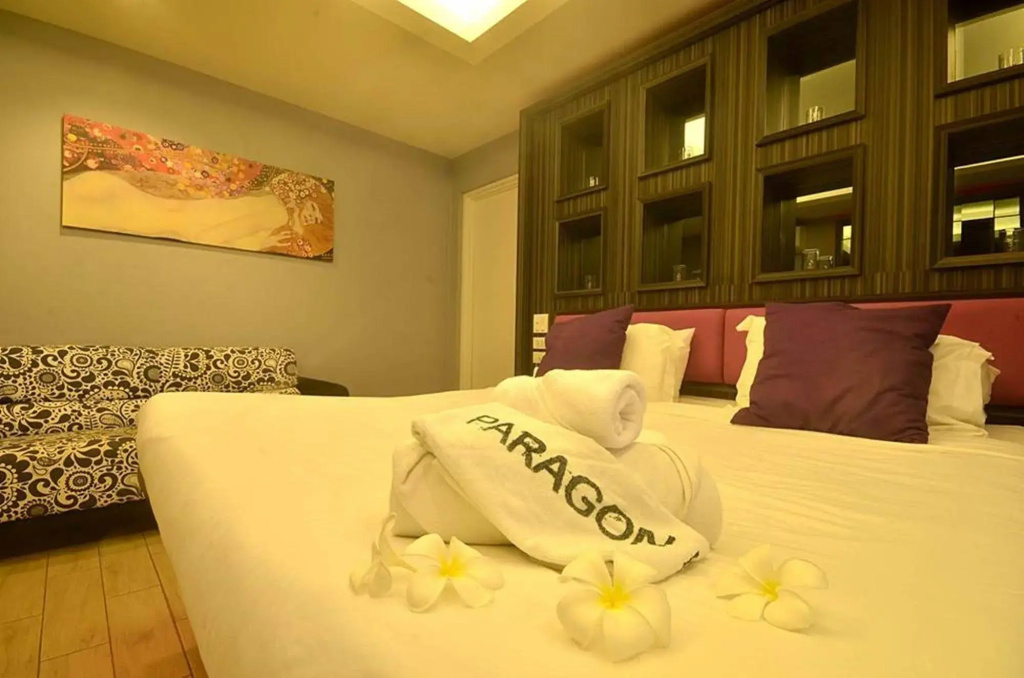 Paragon Inn - Général