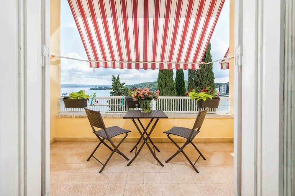 Standard Family room with balcony and with sea view