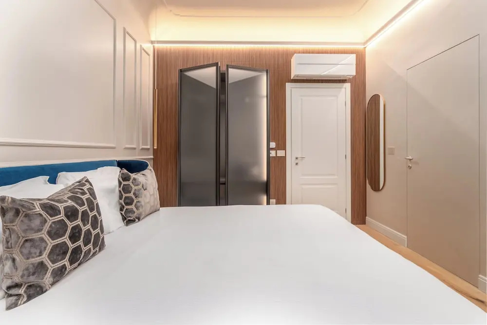 Superior room