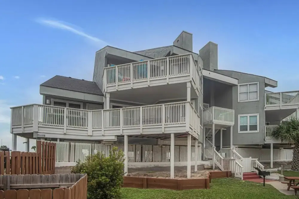 Pawsitively Paradise by Silver Sands Vacation Rentals