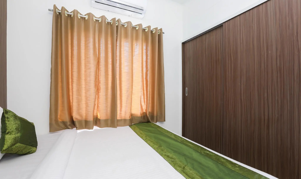 Premium Double room (full double bed)