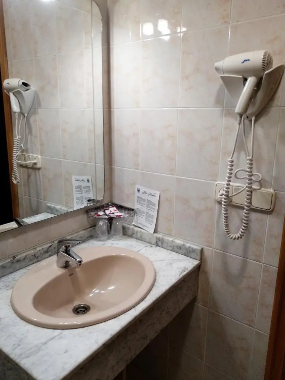 Hotel Helmántico - Chambres
