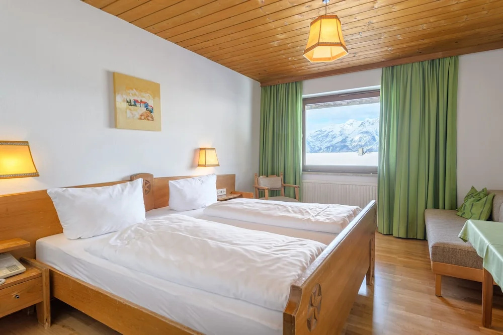 Standard Double Family room (full double bed)