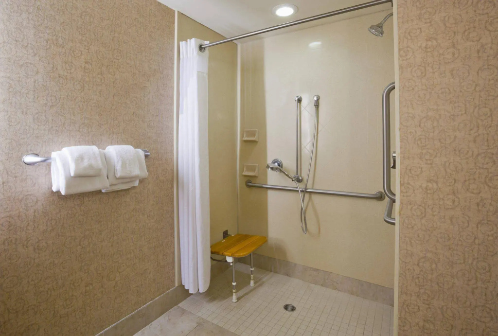 Holiday Inn Hotel & Suites Maple Grove Nw Mpls-Arbor Lks by IHG - Général