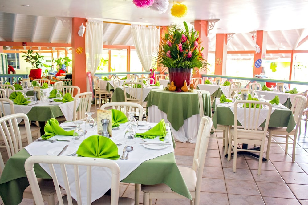 Bay Gardens Inn - Général