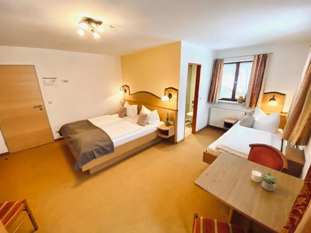 Achental Gstehaus - Chambres