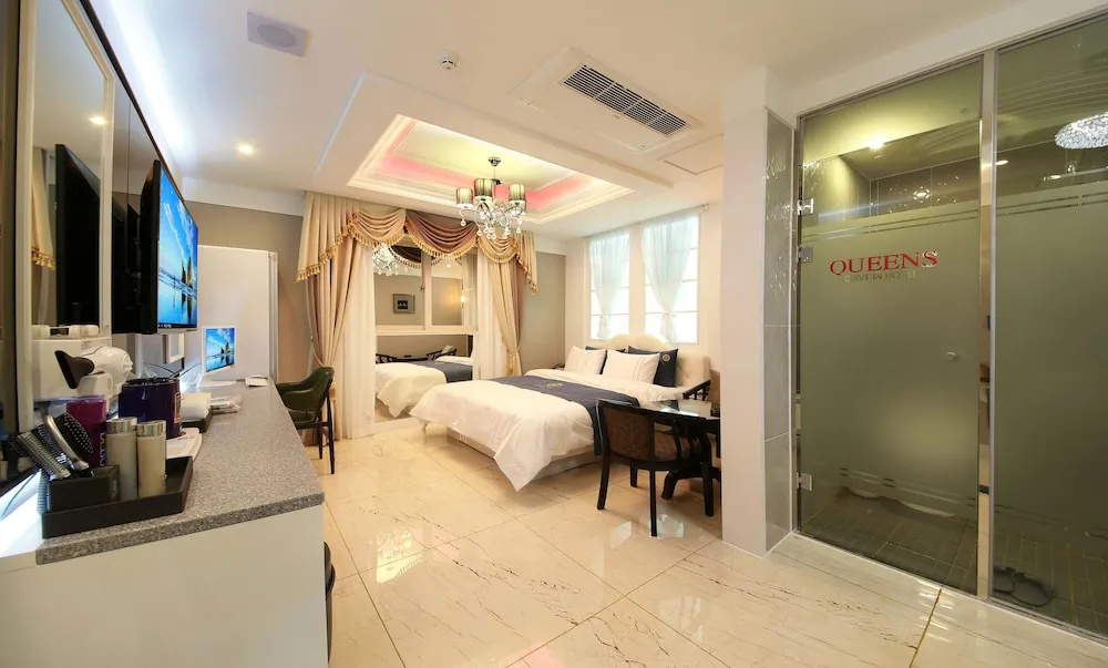 Hotel photo 25