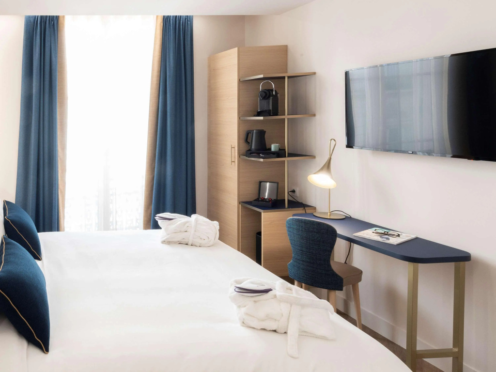 Отель Mercure Paris Opera Lafayette в Париже
