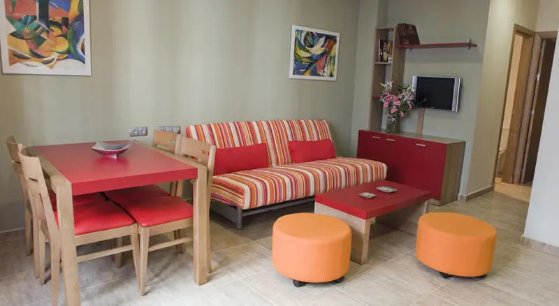 Hotel Apartamentos Conilsol - Chambres