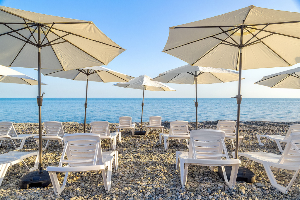Beach & Waterfront