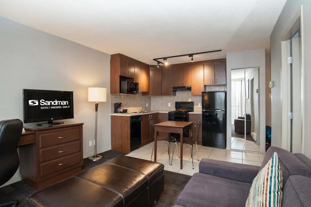 Sandman Suites Vancouver on Davie - Chambres