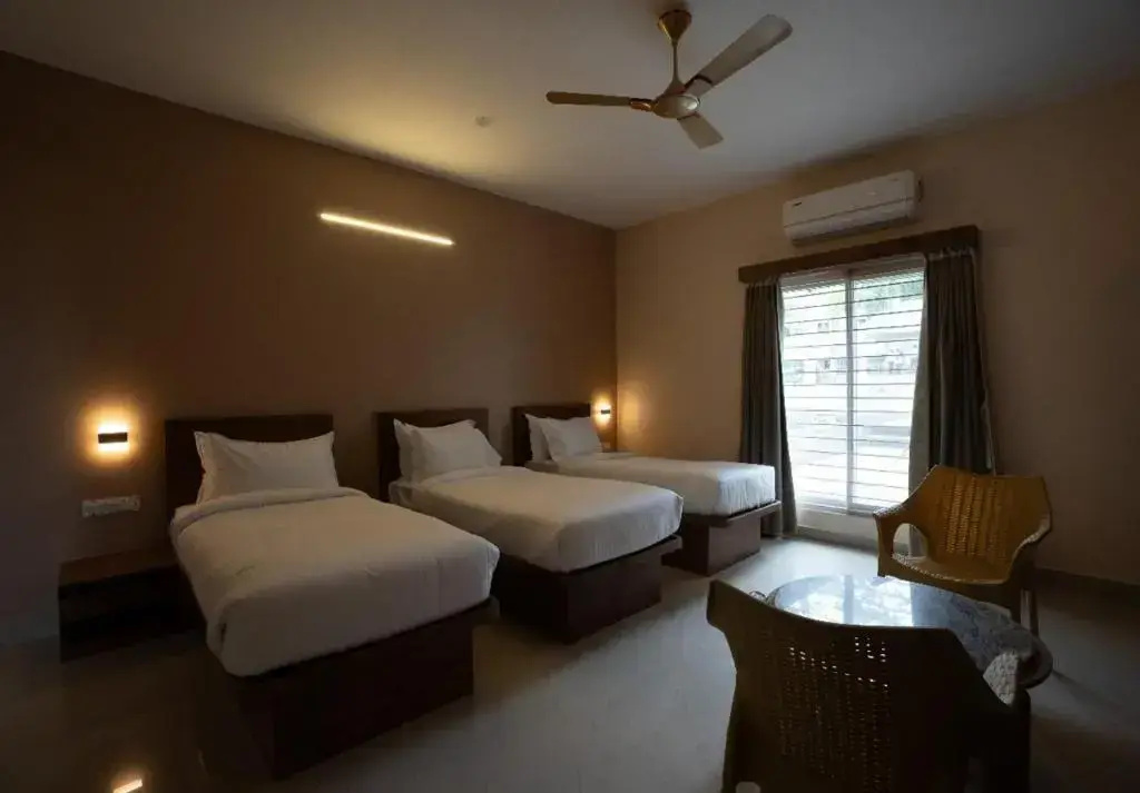 Standard Double room (full double bed)