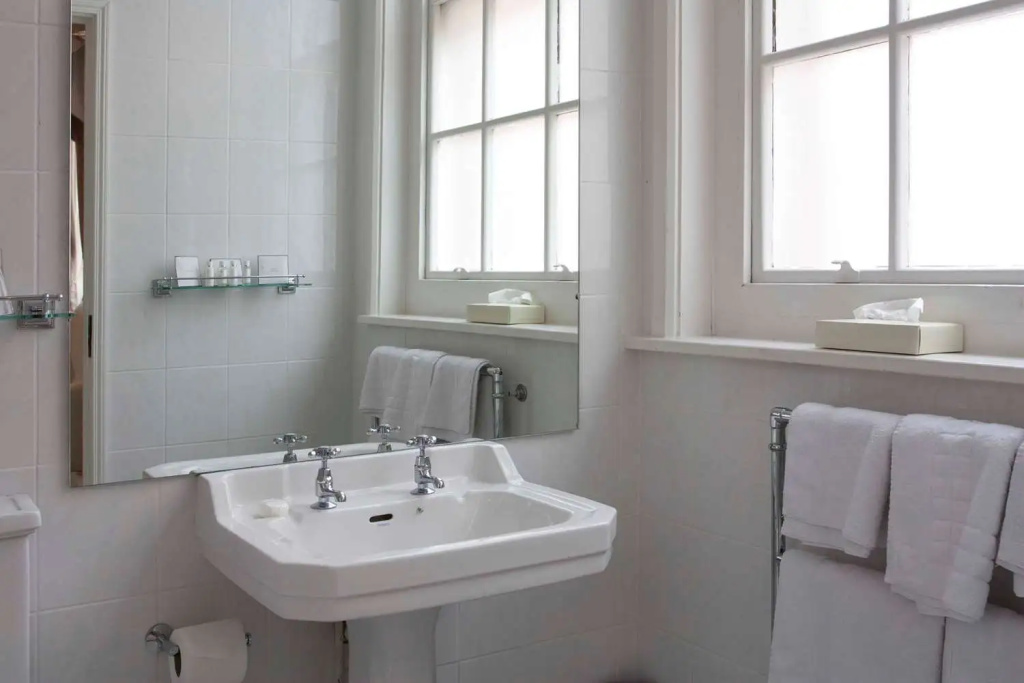 St James Hotel, BW Premier Collection - Chambres