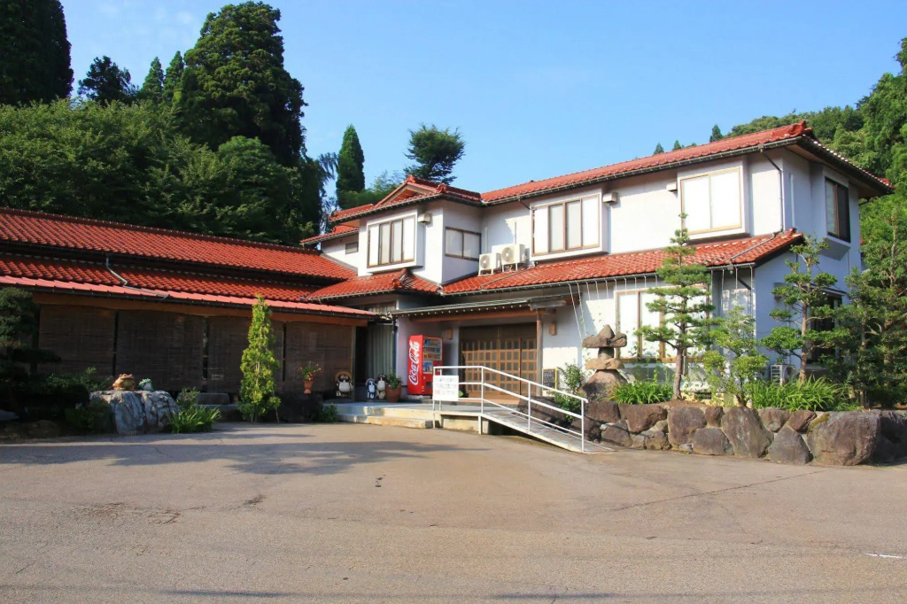 Minshuku Ikemori