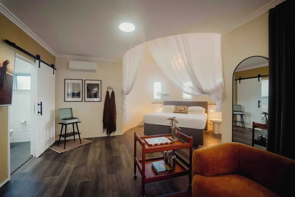 Double Penthouse Suite with balcony (full double bed)