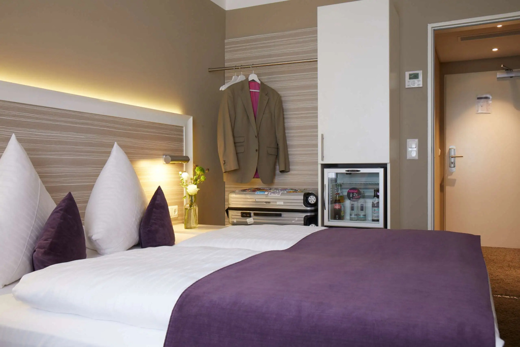Superior Double room (full double bed)