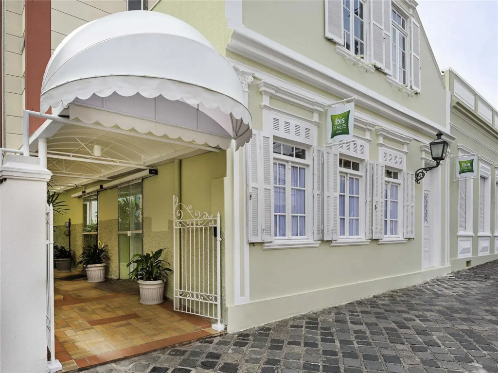 ibis Styles Curitiba Centro Cívico