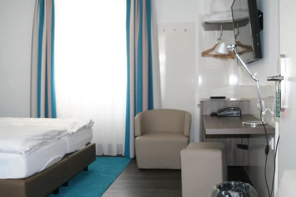 Gasthaus Hotel Backmulde - Chambres