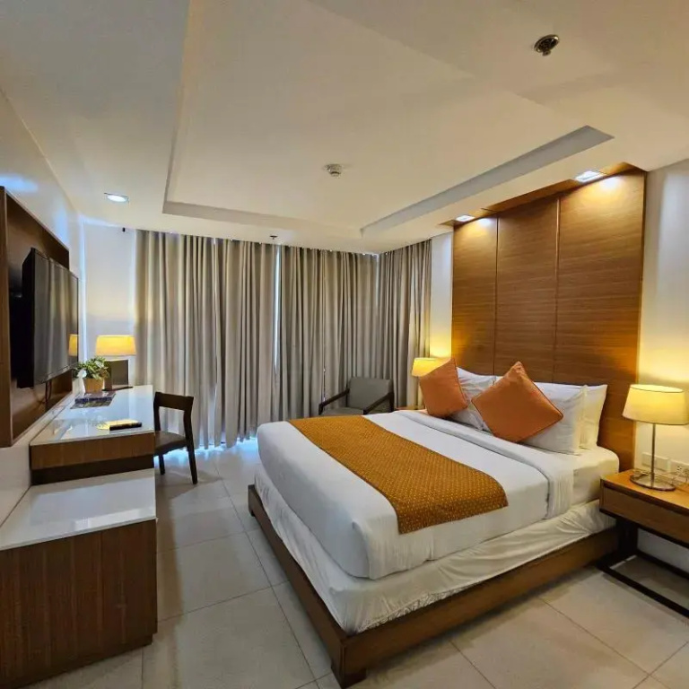 Executive Quadruple Suite