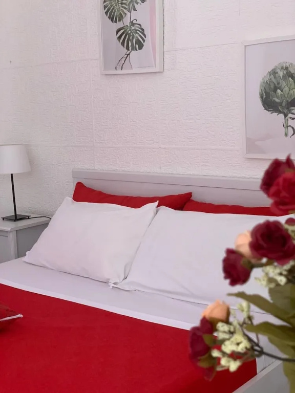 Classic Double room (full double bed)