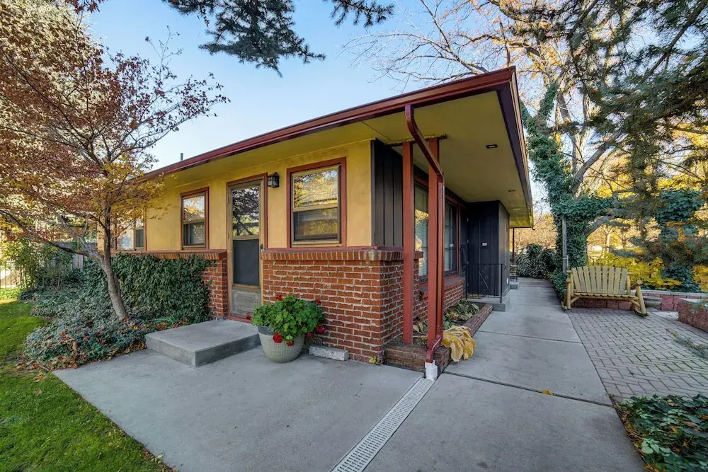 Couples Getaway in North End Boise - Walk to Dtwn