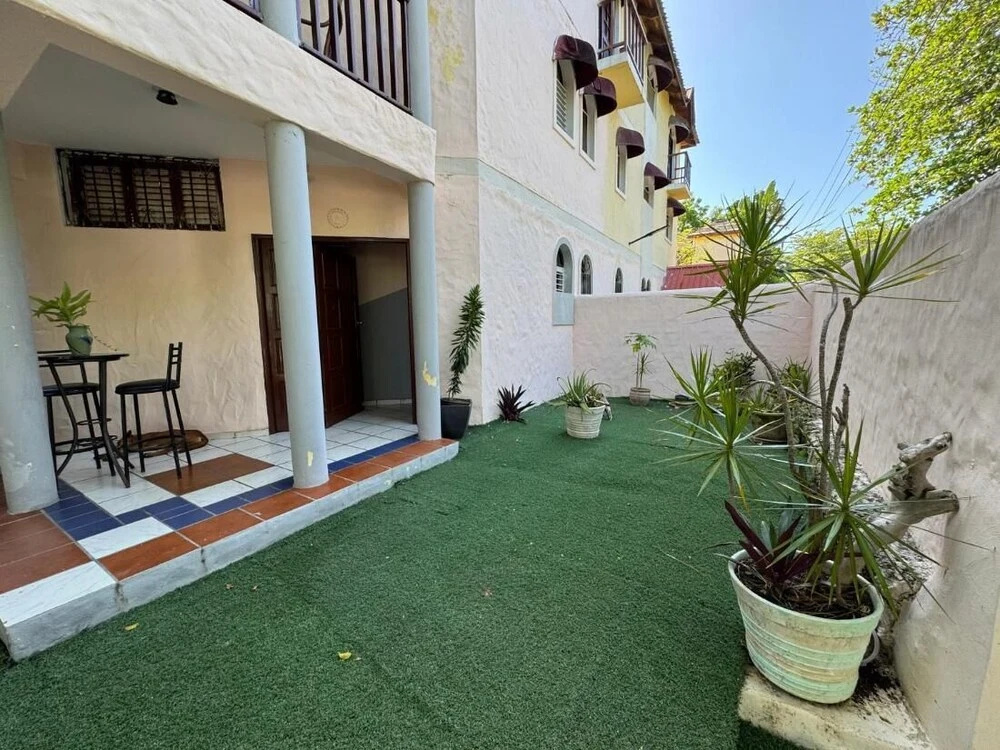 Cozy Studio Apartment 2 min to the Beach, Rooftop