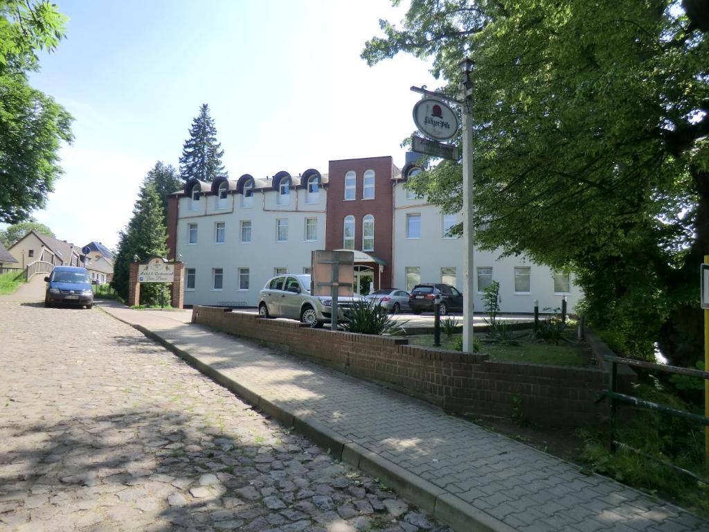 Image 9