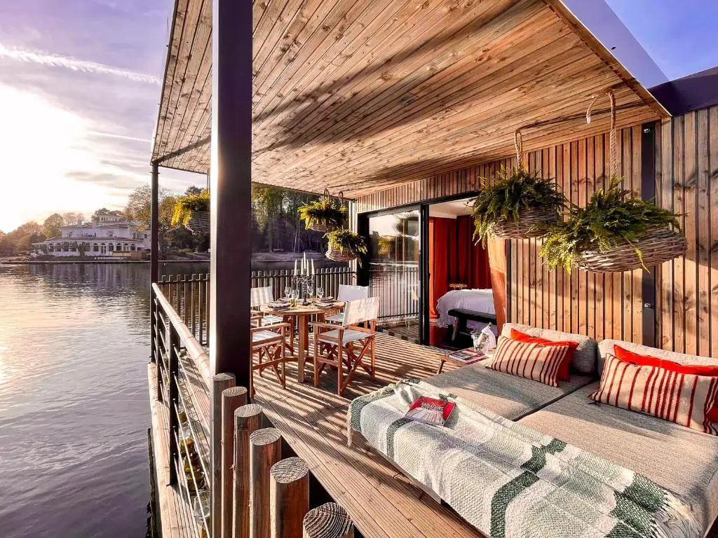 Family Lodge
