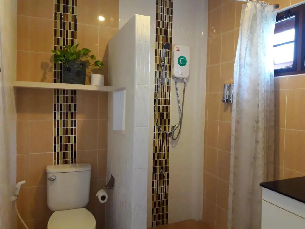 Rimtalay Angsila Guesthouse - Chambres