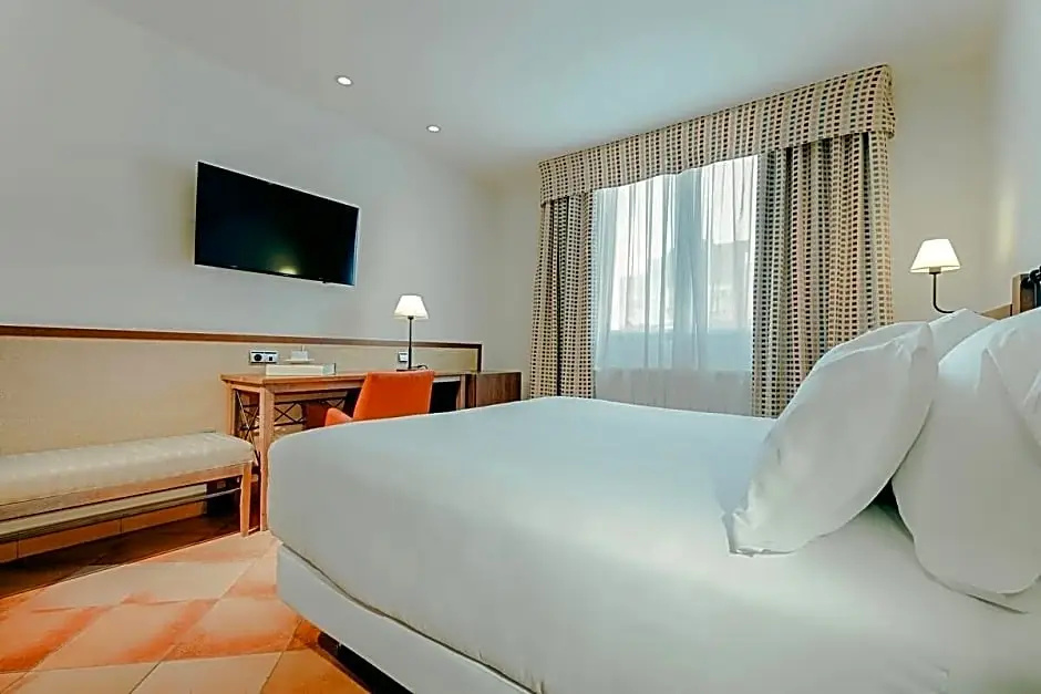Sercotel Toledo Renacimiento - Chambres