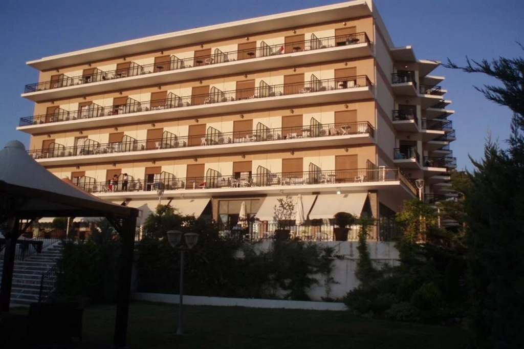 Hotel photo 1