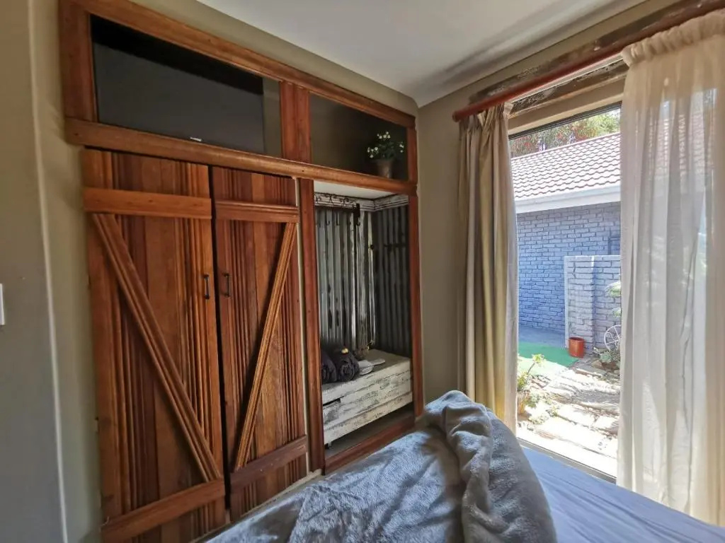 Comfort room