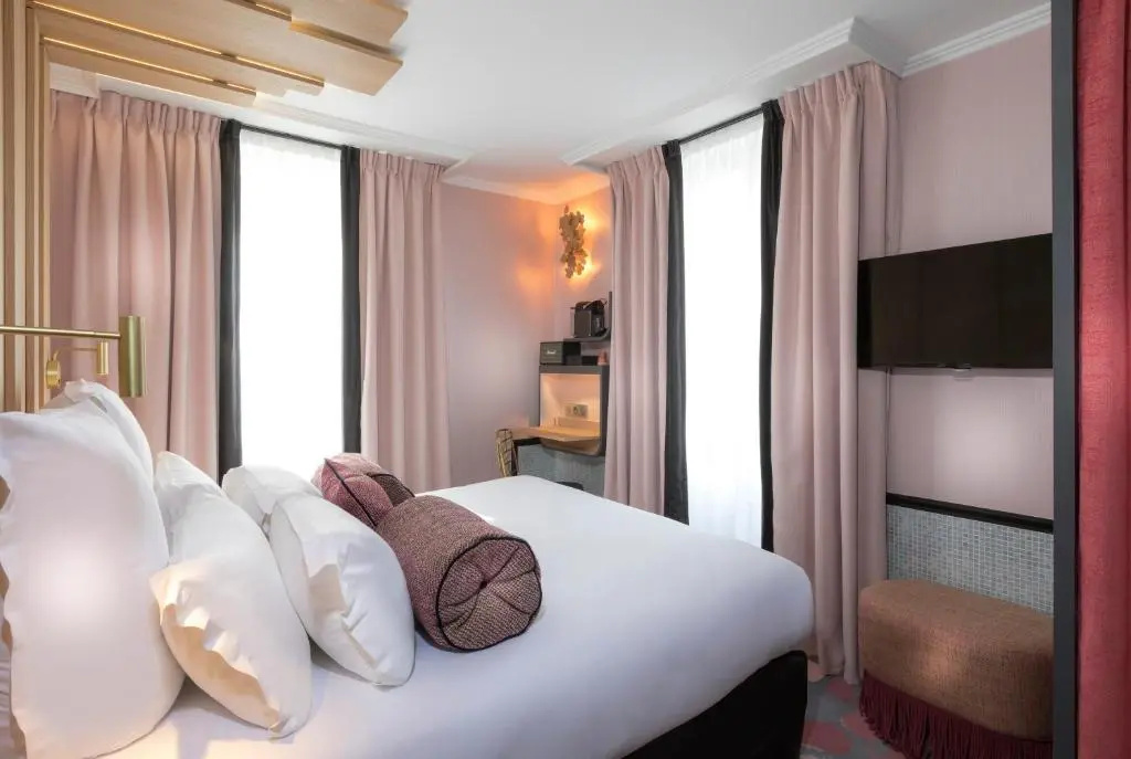 Superior Double room (full double bed)