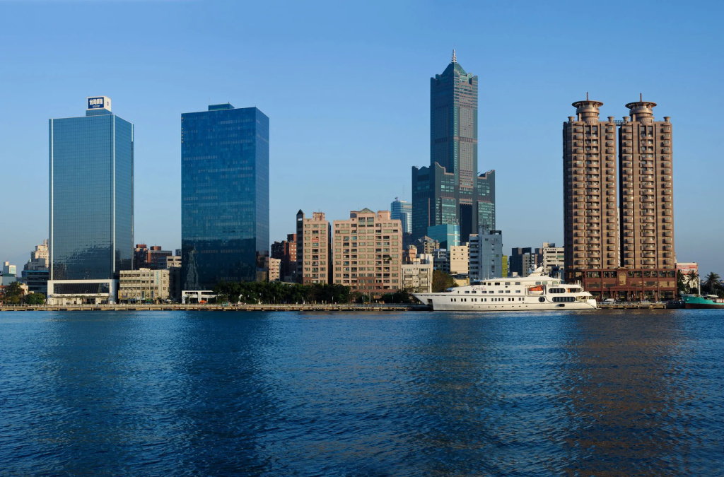 Beach & Waterfront