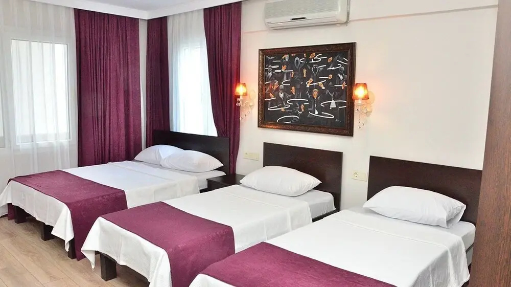 Hotel photo 2