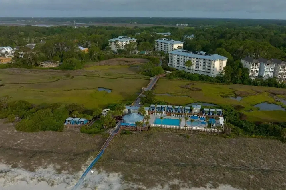 Marriott's SurfWatch Resort