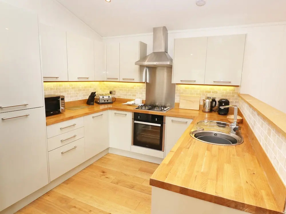 1 Miller's Island, Looe - фото 13